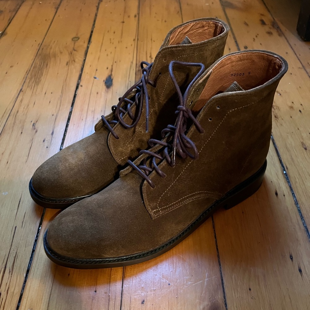 Frye suede lace up boots. “NEW” Size 10 U.S.